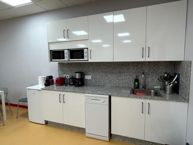Albergue A Pobra Do Brollon Екстериор снимка